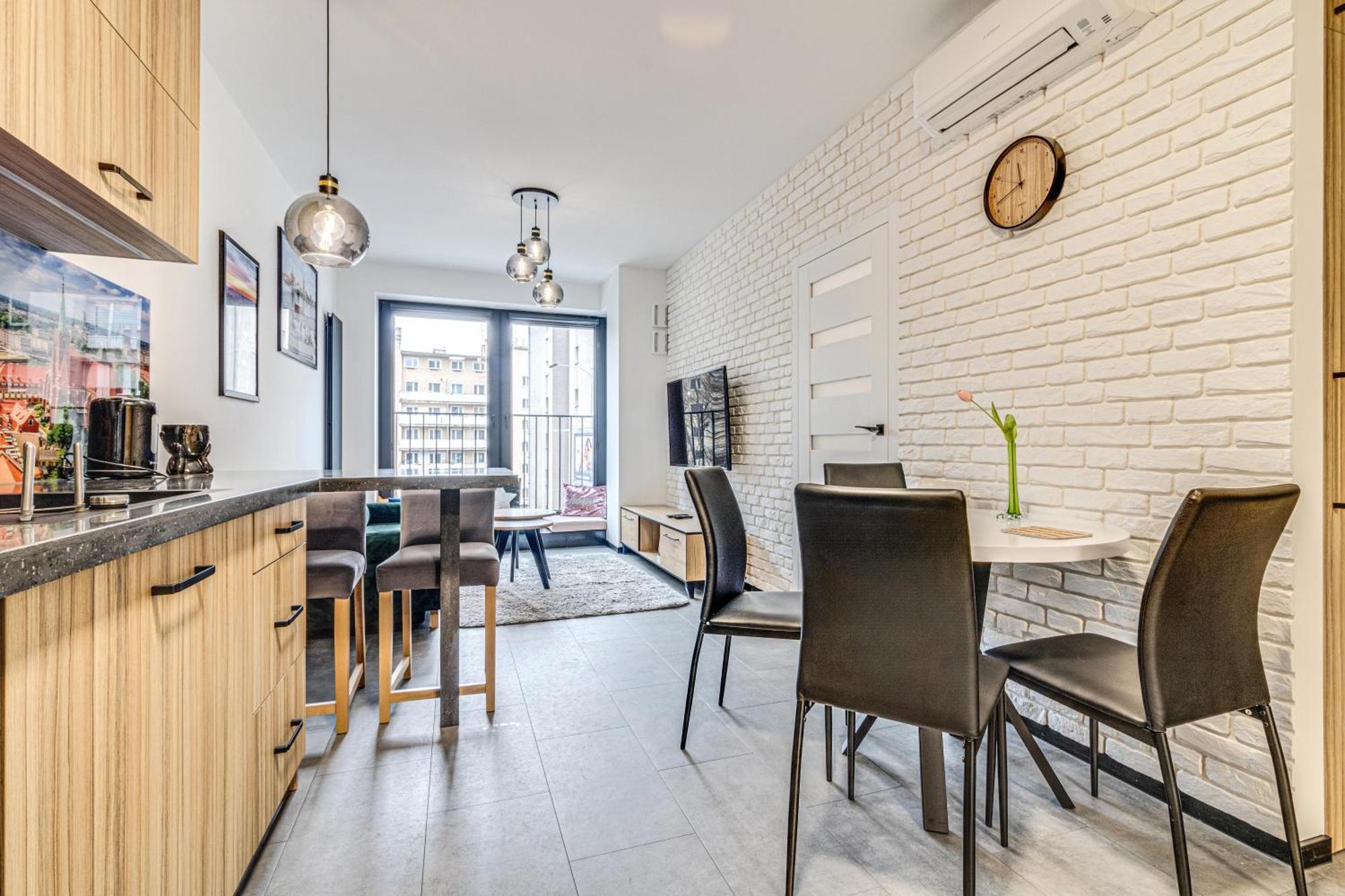 Rentplanet - Apartament Wyszynskiego Wrocław Zewnętrze zdjęcie
